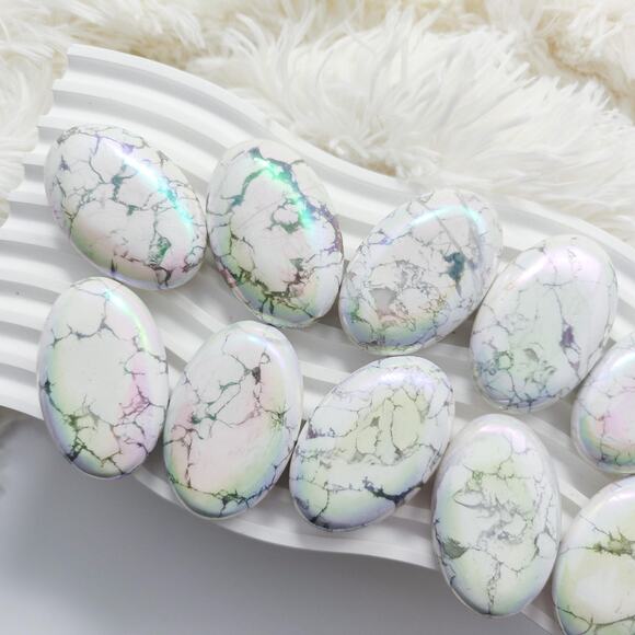 Aura Howlite Palm Stone Calming Crystals - Picture 3 of 10